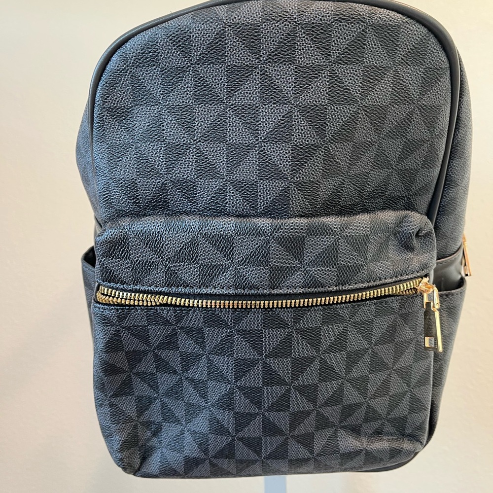 Stylish Gray Backpack for Women